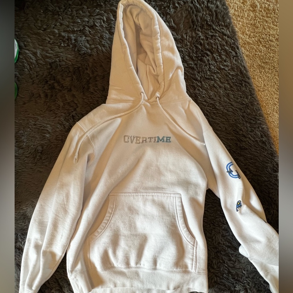 Butterfly overtime hoodie. Women’s small. New